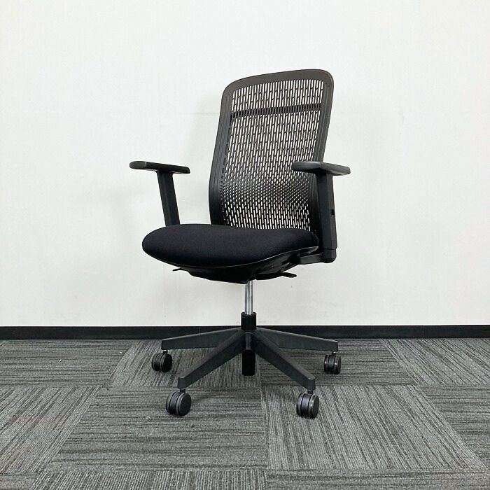 プラス トライチェアシリーズ オフィスチェア KC-TR-SE アジャスト肘付き ハイバック ブラック 2021年製 中古 ⑩