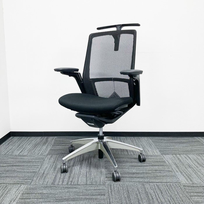 オカムラ フィノラチェア C788AR F1G1 アジャストアーム ハンガー付き ブラック 2019年製 中古