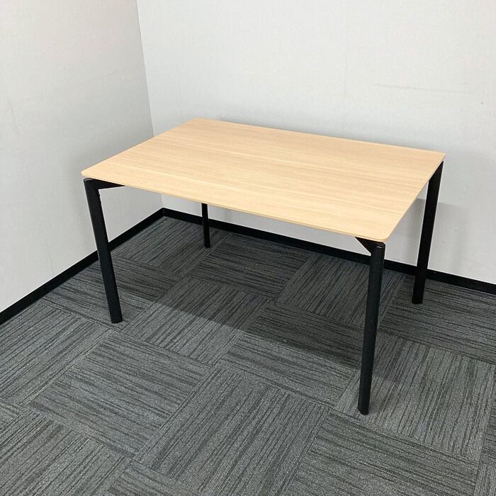 内田洋行 MR-2シリーズ ミーティングテーブル MR-2 F1280 W1200×D800×H720 天板：ナチュラルファインウッド/脚：ブラック 2018年製 中古 ⑩